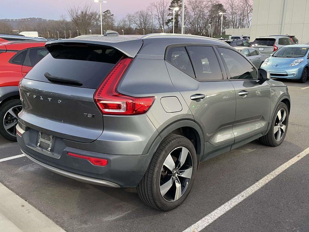 used 2019 Volvo XC40 car, priced at $19,925