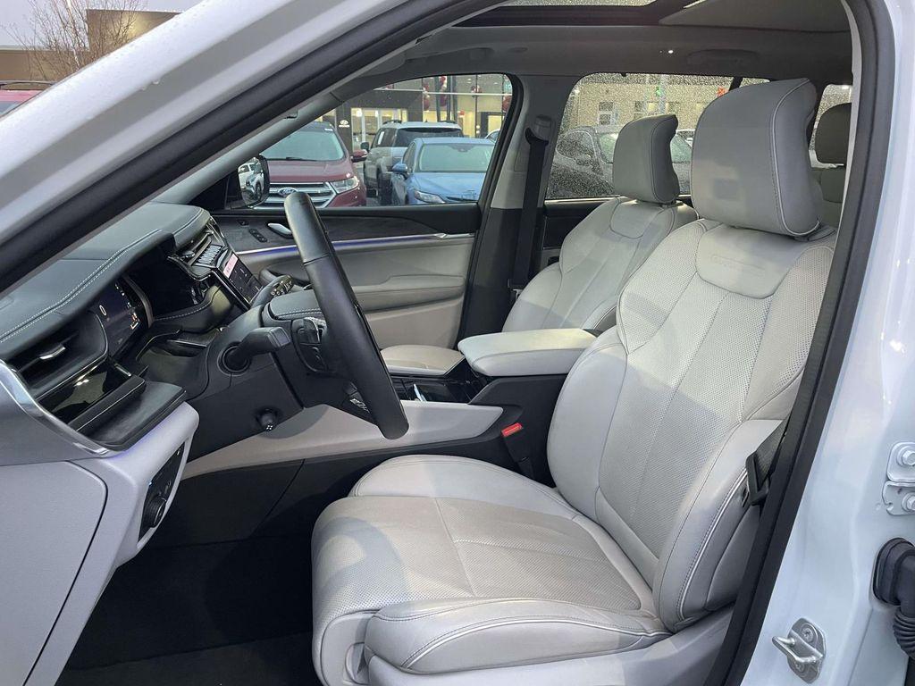 used 2022 Jeep Grand Cherokee 4xe car, priced at $31,766