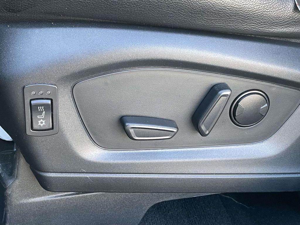 used 2023 Ford Explorer car, priced at $29,912