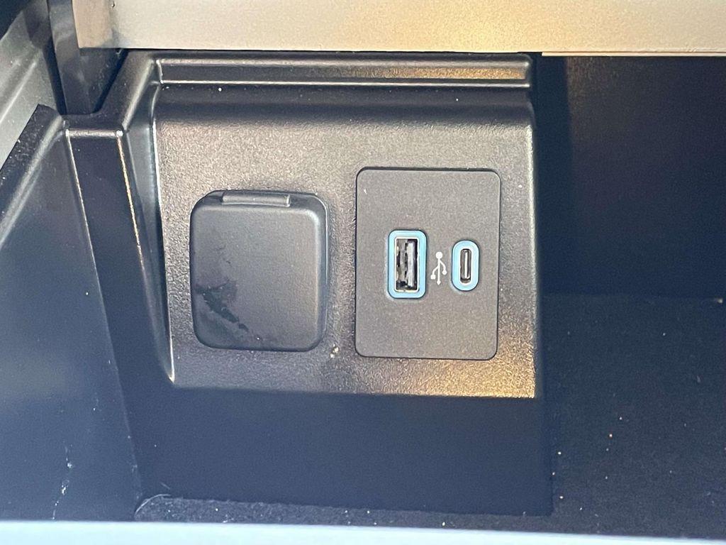 used 2023 Ford Explorer car, priced at $29,912