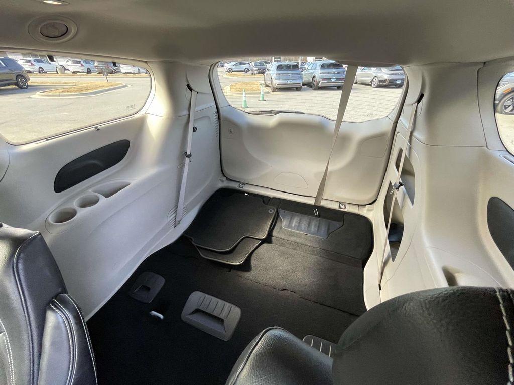 used 2022 Chrysler Pacifica car, priced at $25,288