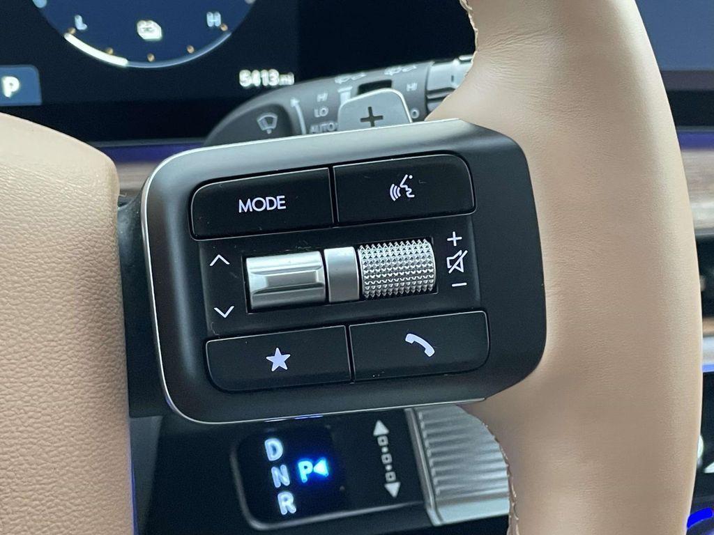 used 2025 Hyundai SANTA FE HEV car, priced at $41,300