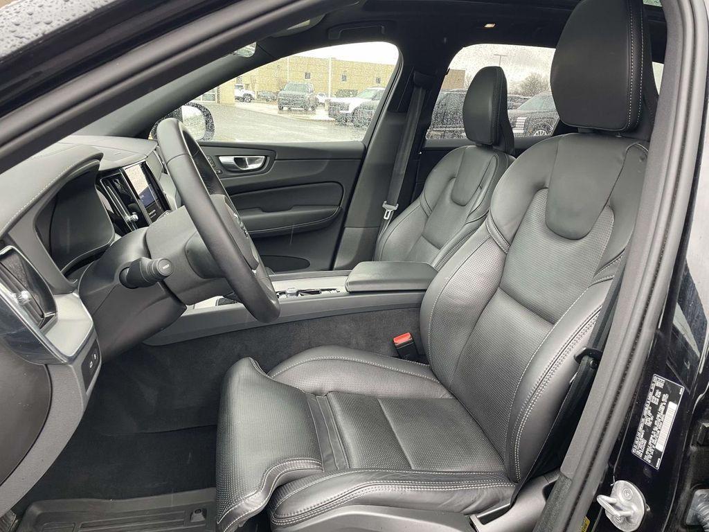 used 2024 Volvo XC60 Recharge Plug-In Hybrid car, priced at $50,402