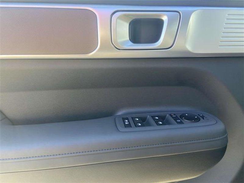 used 2025 Hyundai Santa Fe car, priced at $35,394