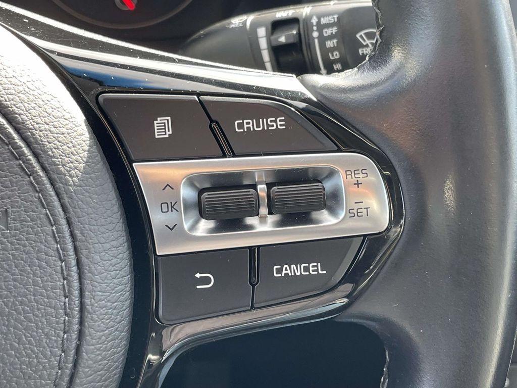 used 2018 Kia Cadenza car, priced at $13,028