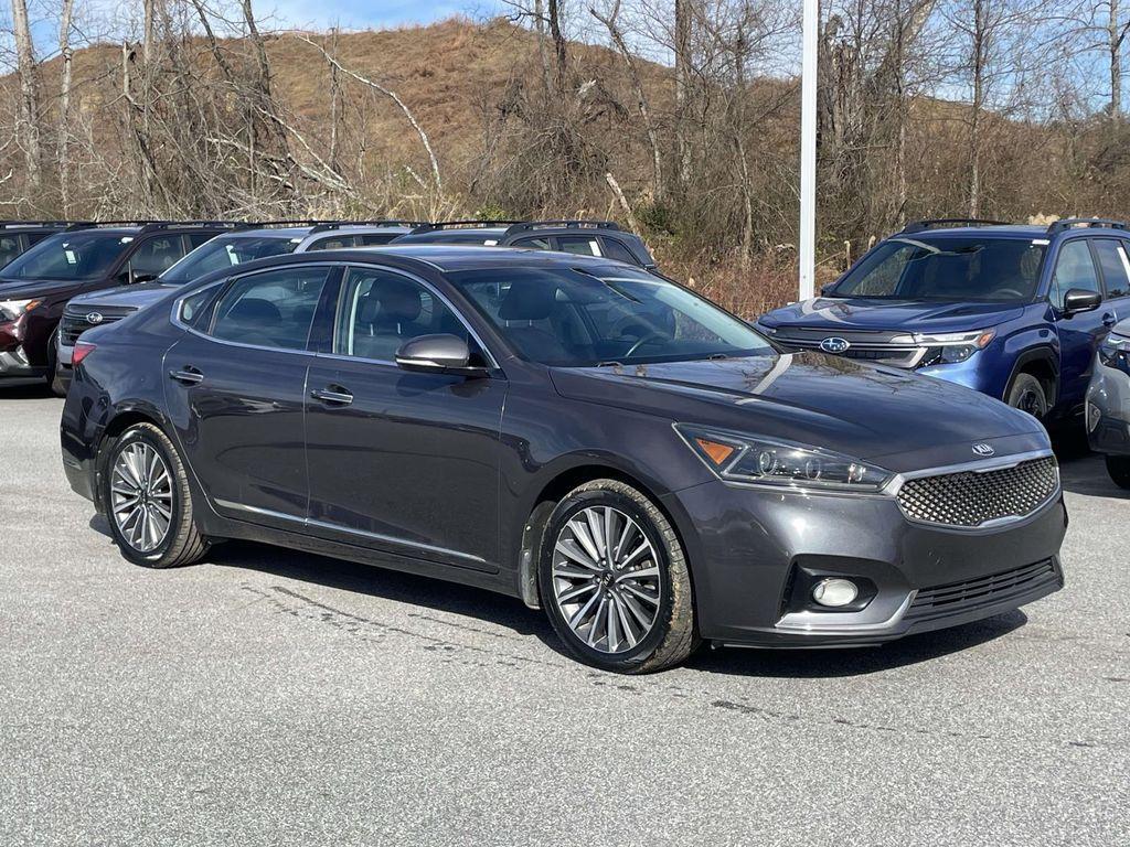 used 2018 Kia Cadenza car, priced at $13,028