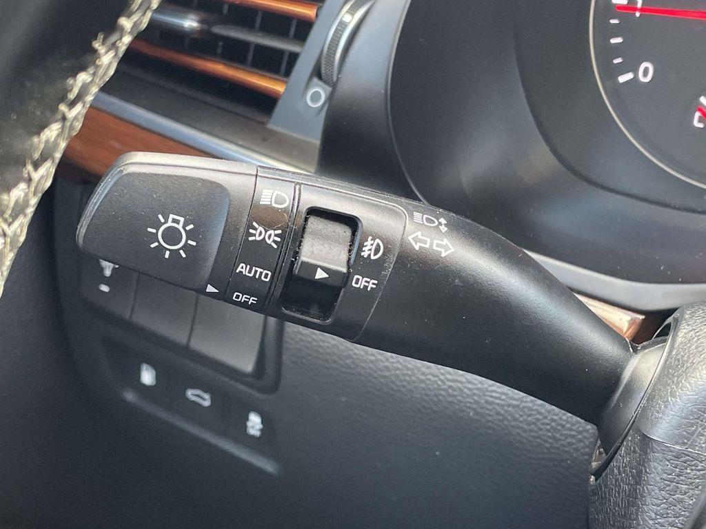 used 2018 Kia Cadenza car, priced at $13,028