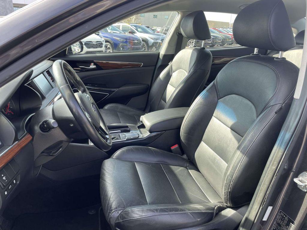 used 2018 Kia Cadenza car, priced at $13,028