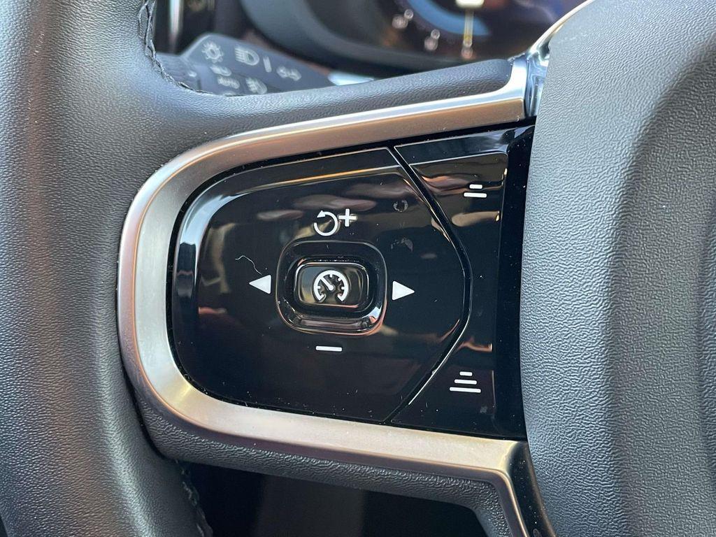 used 2023 Volvo XC60 car, priced at $34,279