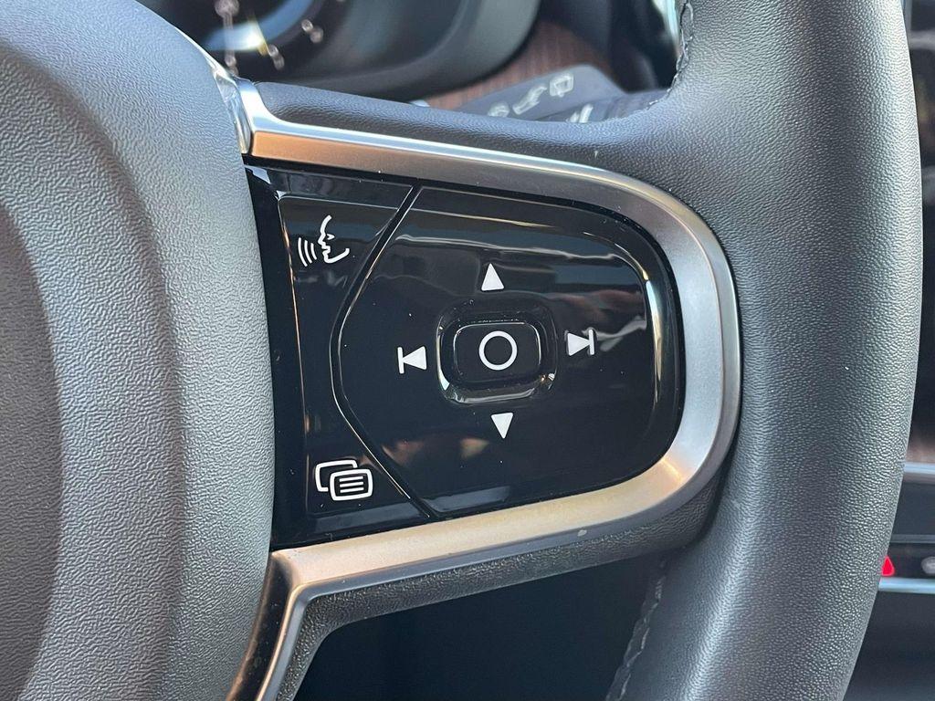 used 2023 Volvo XC60 car, priced at $34,279