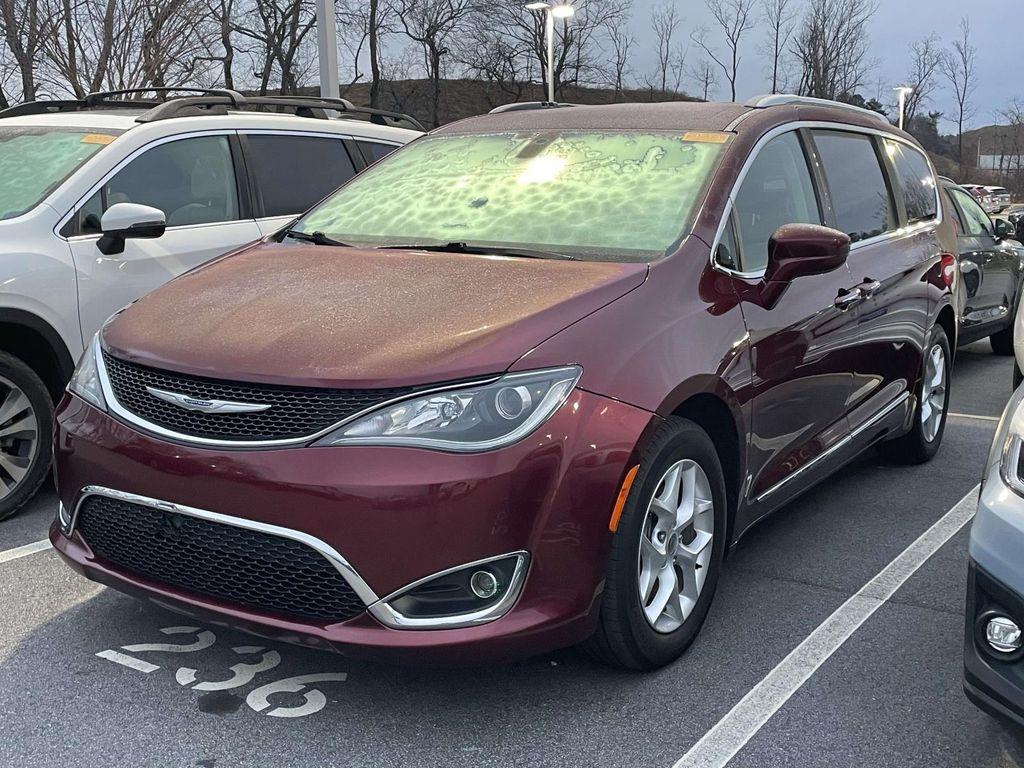 used 2017 Chrysler Pacifica car, priced at $12,368