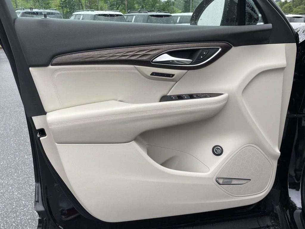 used 2023 Buick Envision car, priced at $28,936
