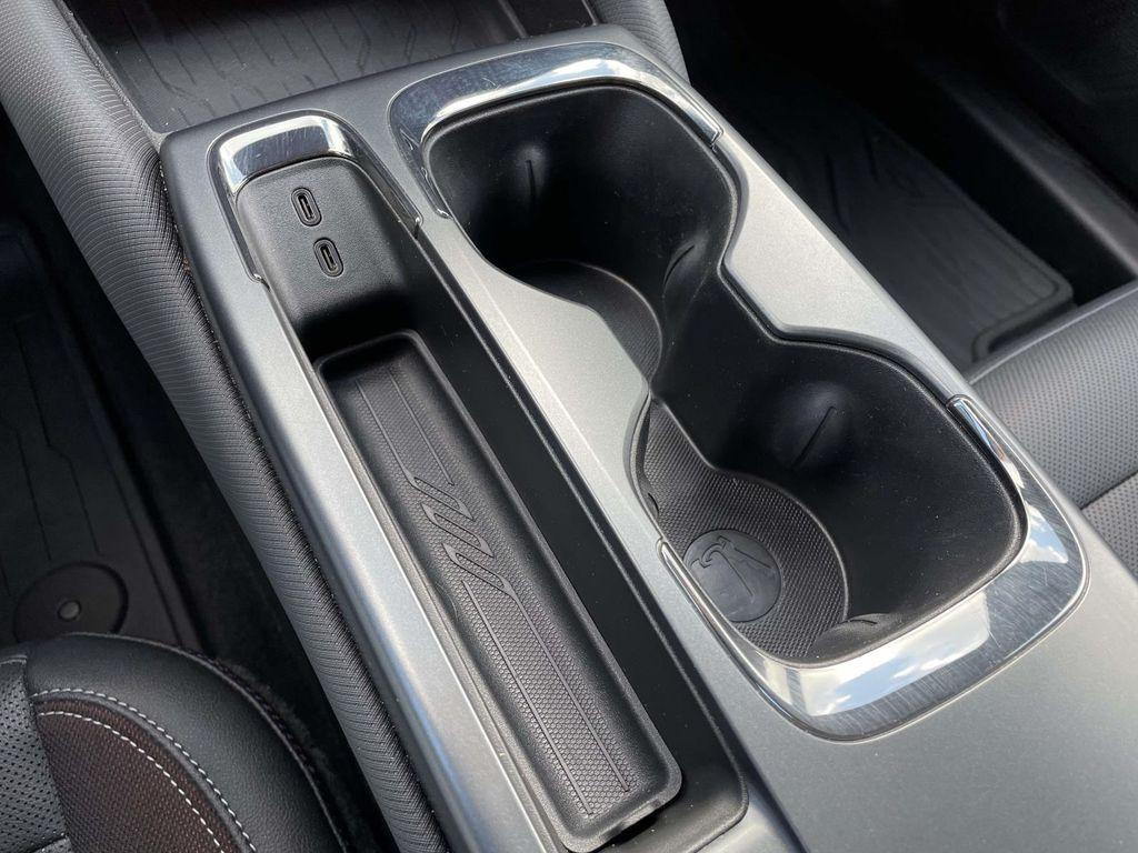 used 2024 Chevrolet Equinox EV car, priced at $24,412