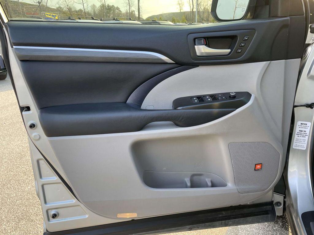 used 2017 Toyota Highlander car, priced at $19,708