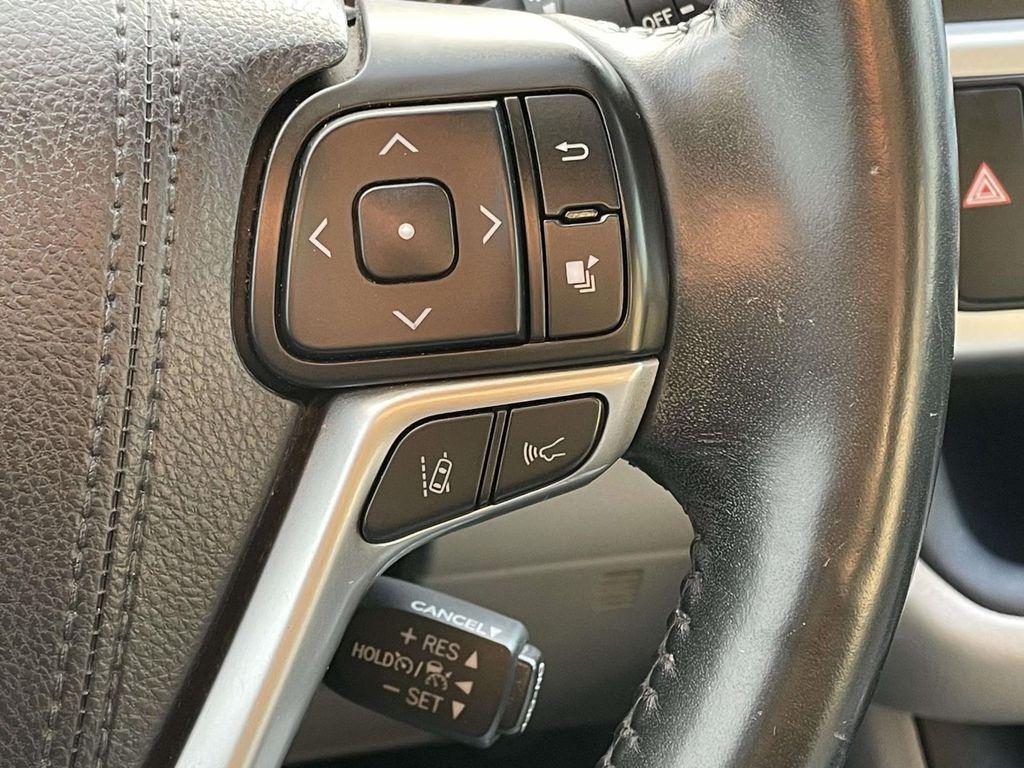 used 2017 Toyota Highlander car, priced at $19,708