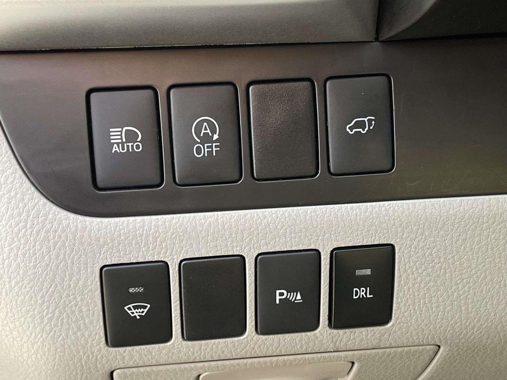 used 2017 Toyota Highlander car, priced at $19,708