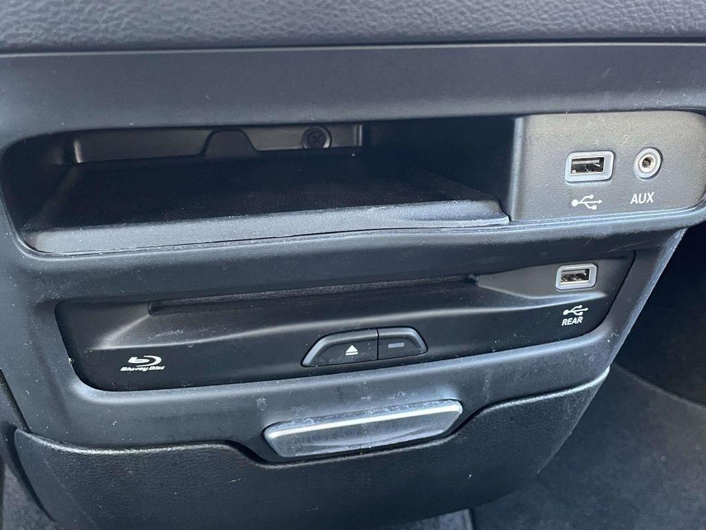 used 2020 Chrysler Pacifica car, priced at $22,132