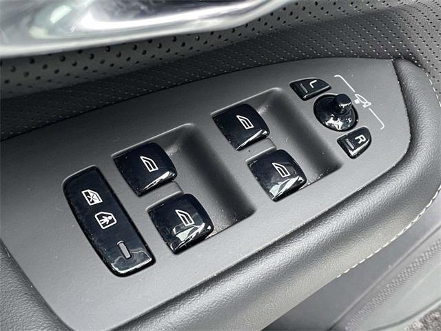 used 2020 Volvo XC90 Hybrid car, priced at $26,628