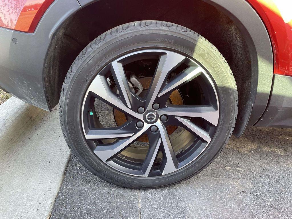 used 2022 Volvo XC40 car, priced at $21,803