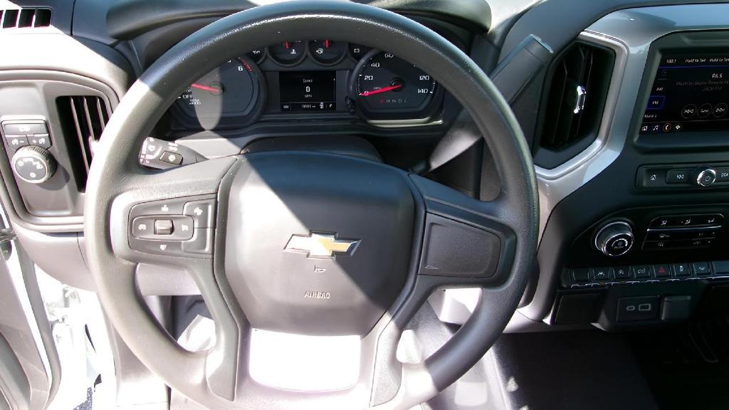 used 2024 Chevrolet Silverado 1500 car, priced at $27,995