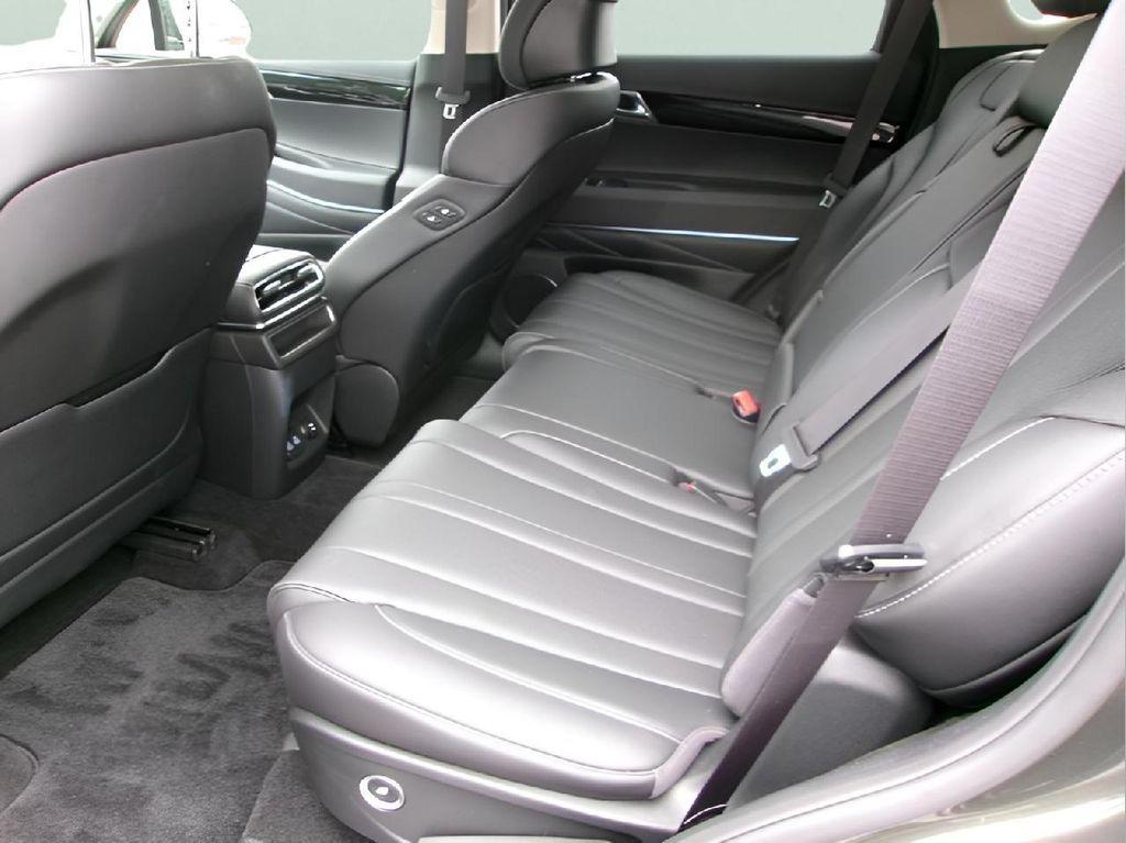used 2025 Genesis GV80 car, priced at $49,995