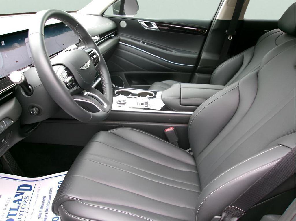used 2025 Genesis GV80 car, priced at $49,995