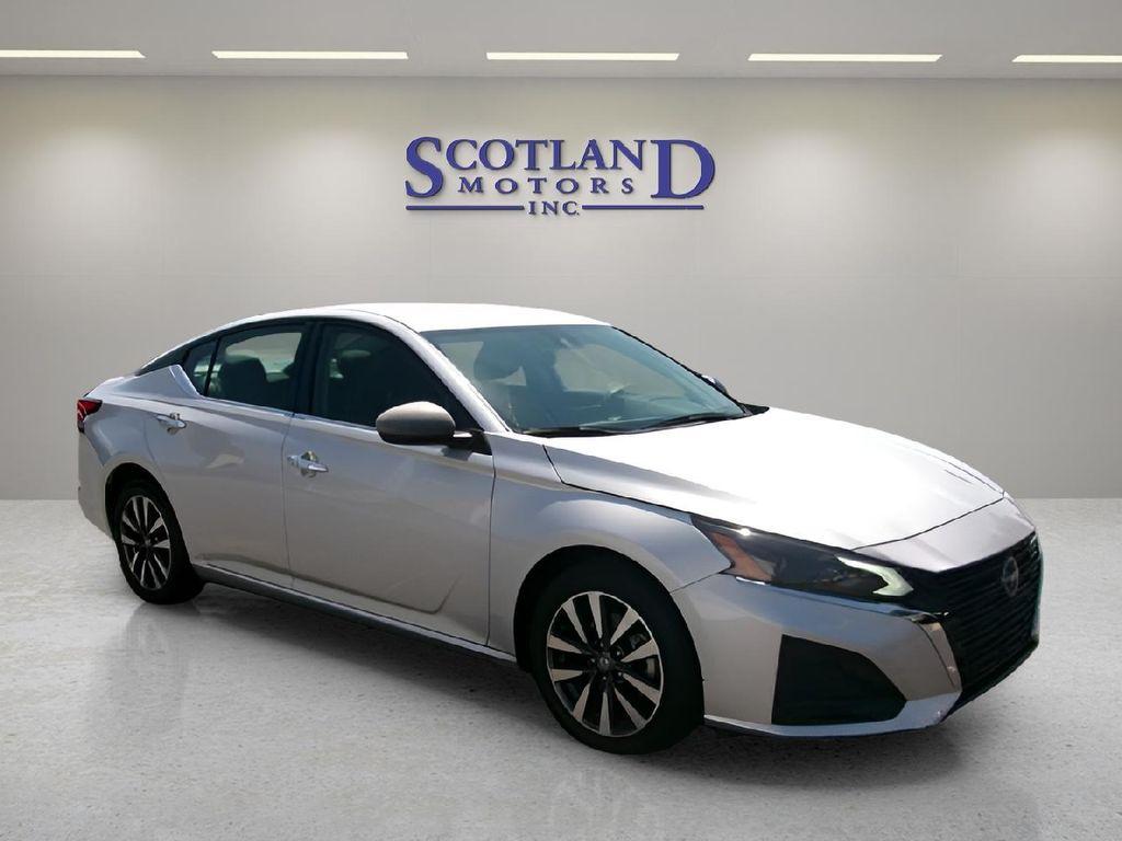 used 2024 Nissan Altima car, priced at $20,995