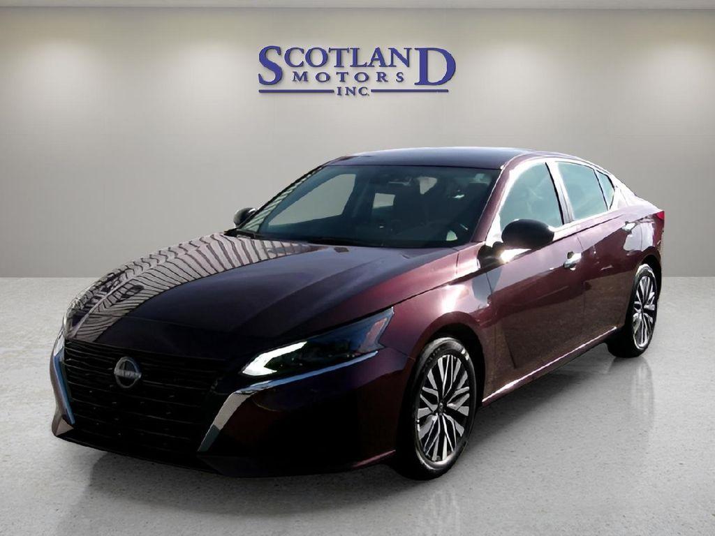 used 2025 Nissan Altima car, priced at $21,995