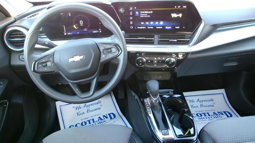 used 2025 Chevrolet Trax car, priced at $21,995