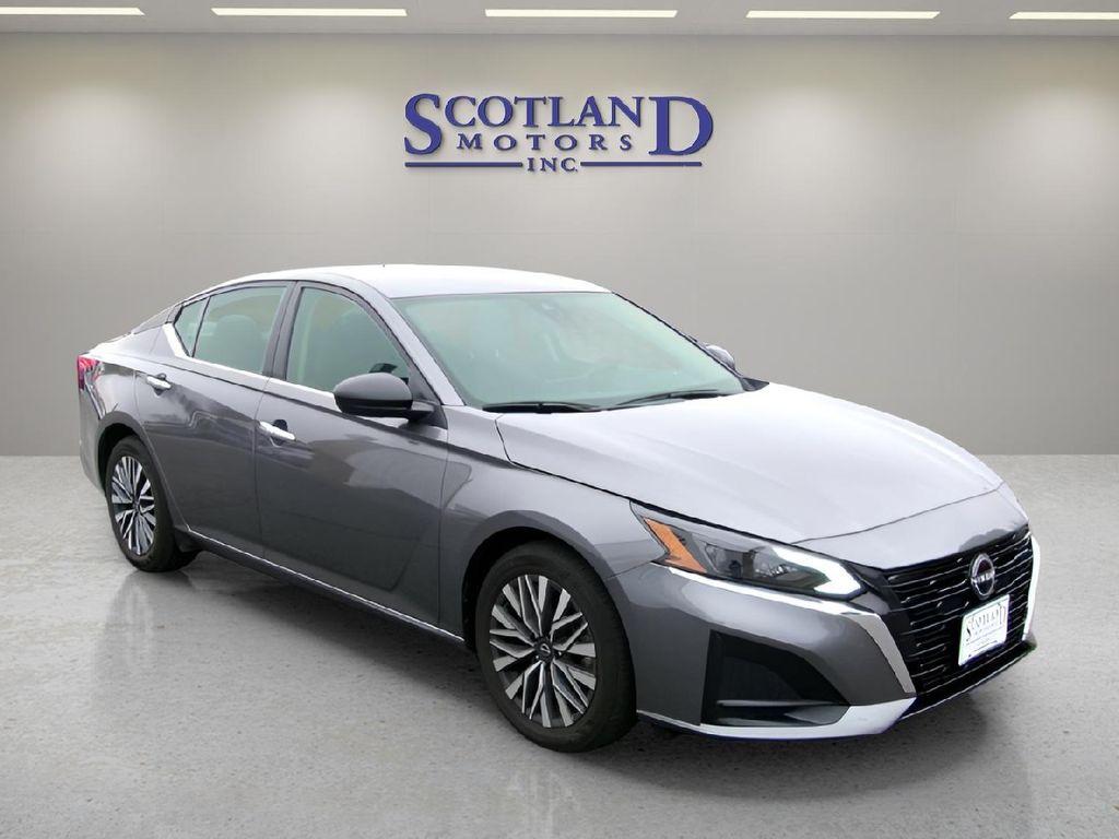 used 2024 Nissan Altima car, priced at $20,995