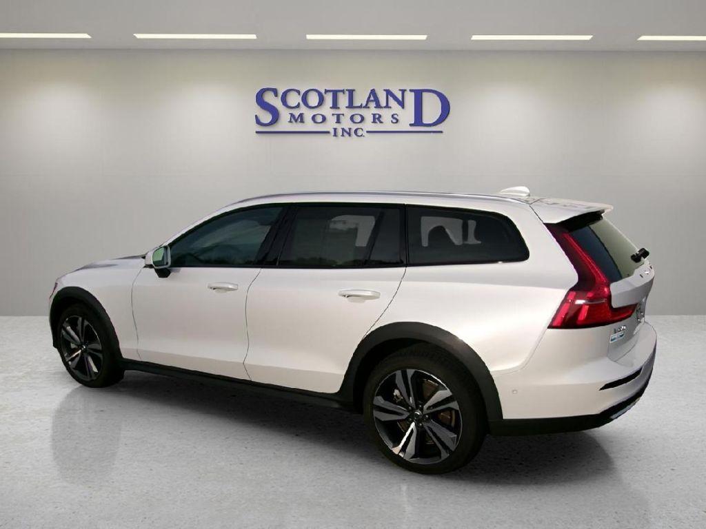 used 2025 Volvo V60 Cross Country car, priced at $42,995