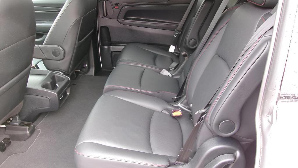 used 2025 Honda Odyssey car, priced at $38,995
