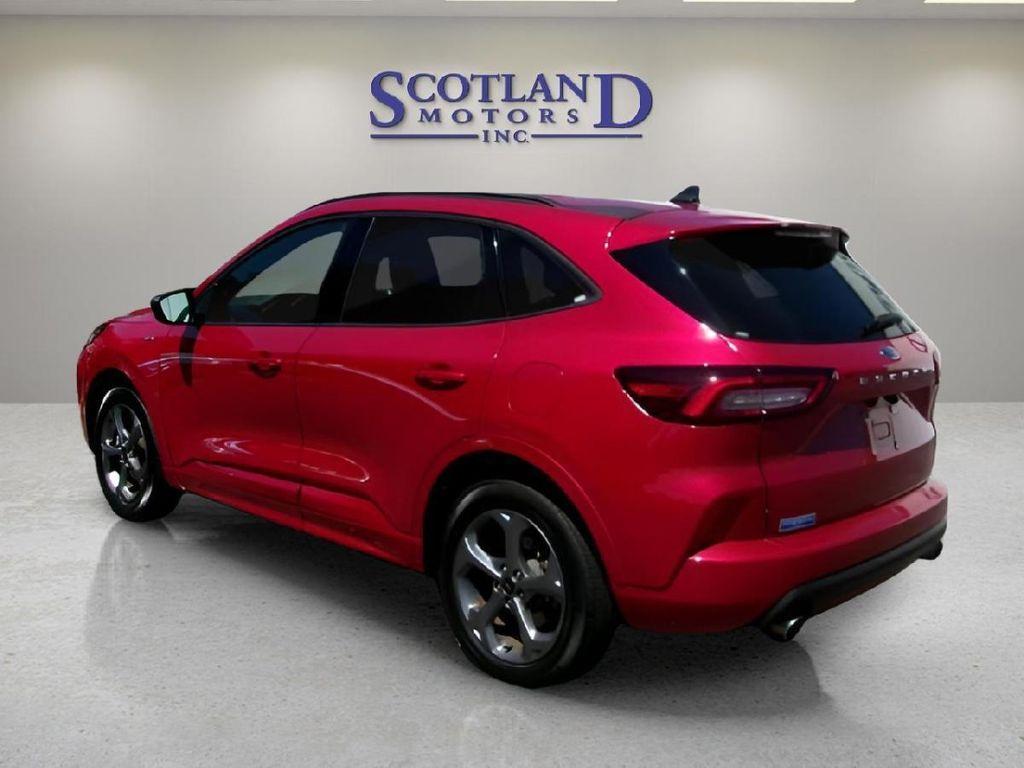 used 2024 Ford Escape car, priced at $26,995