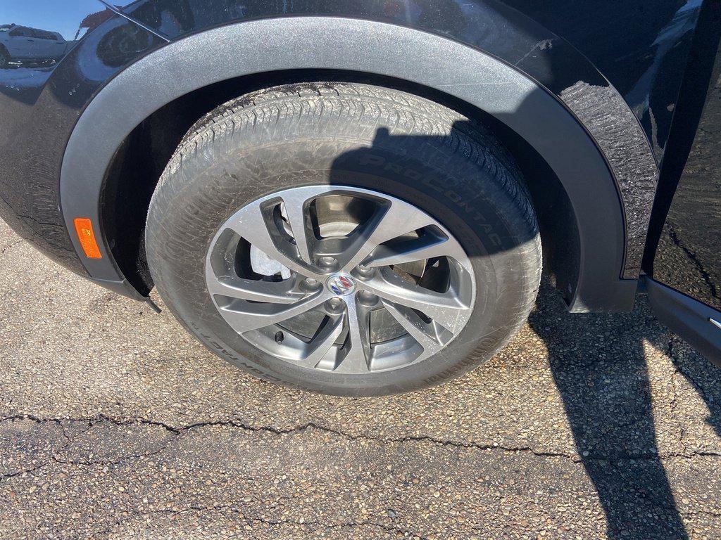 used 2023 Buick Envision car, priced at $25,761