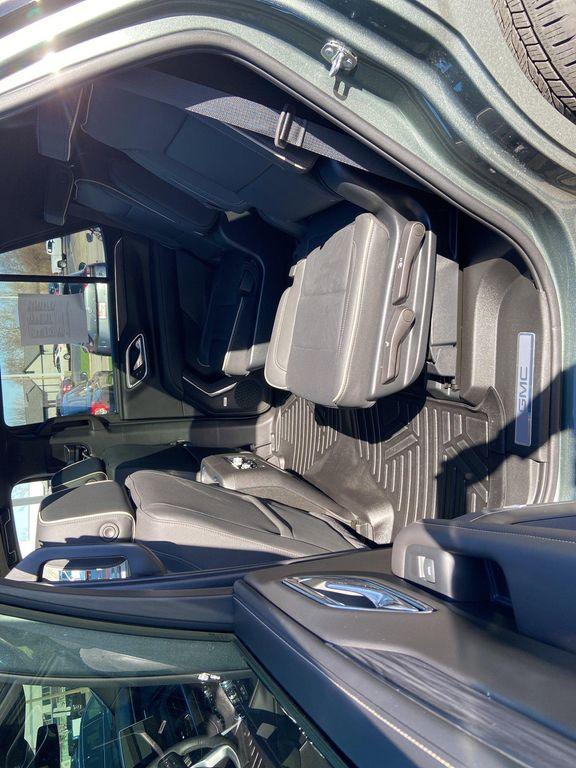 used 2023 GMC Yukon car, priced at $57,227