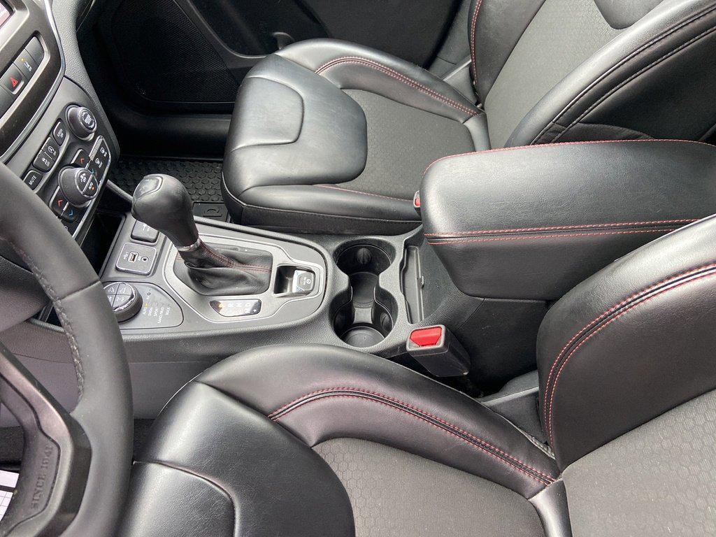 used 2022 Jeep Cherokee car, priced at $24,655