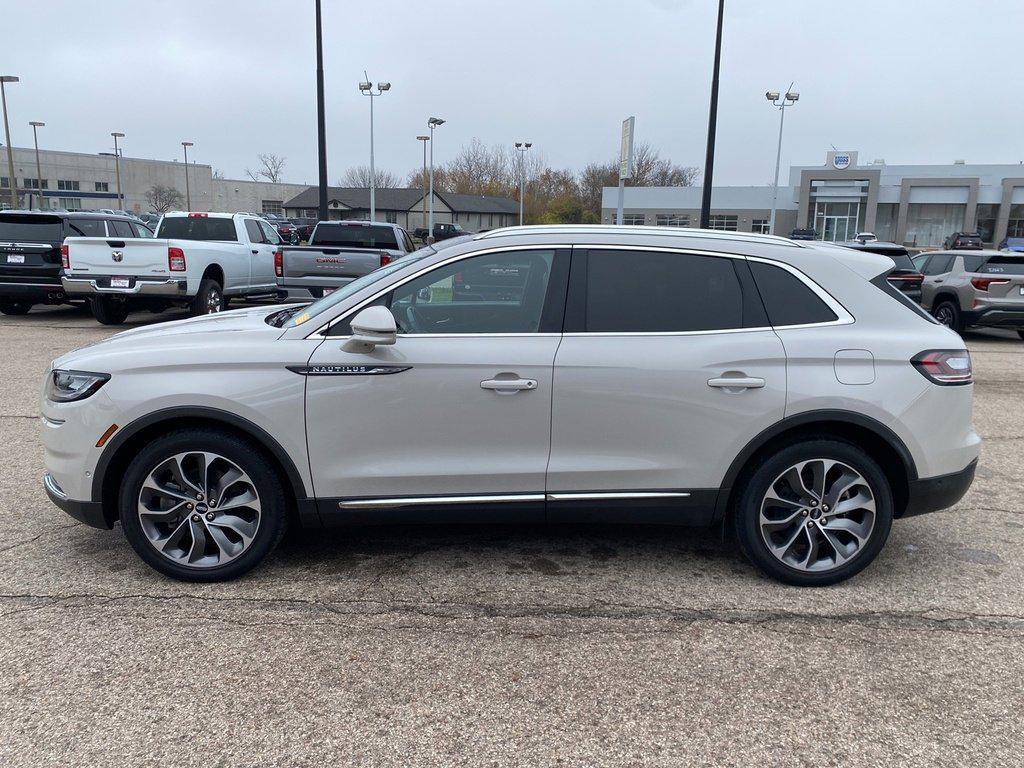 used 2022 Lincoln Nautilus car, priced at $39,912