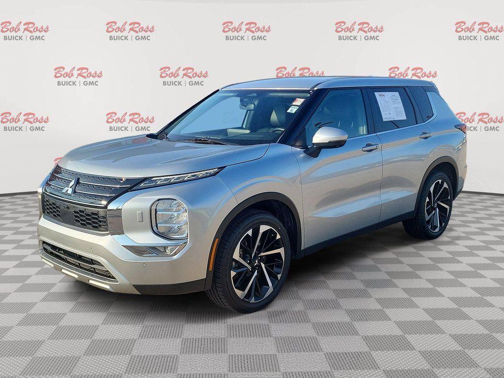 used 2024 Mitsubishi Outlander car, priced at $24,916