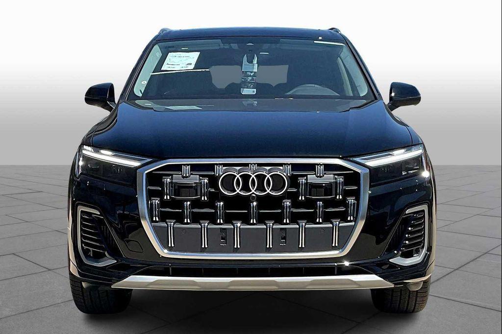 new 2025 Audi Q7 car, priced at $71,350