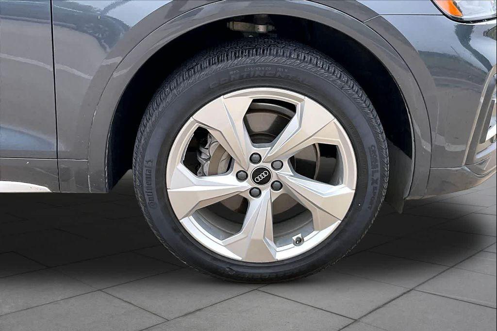 used 2021 Audi Q5 car, priced at $25,466