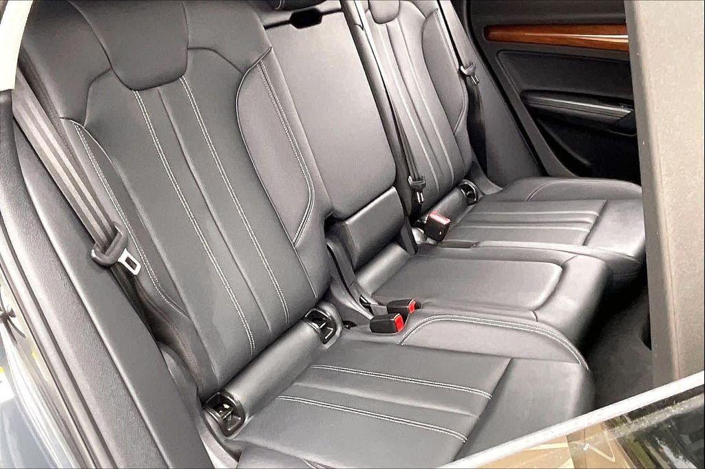 used 2021 Audi Q5 car, priced at $26,084