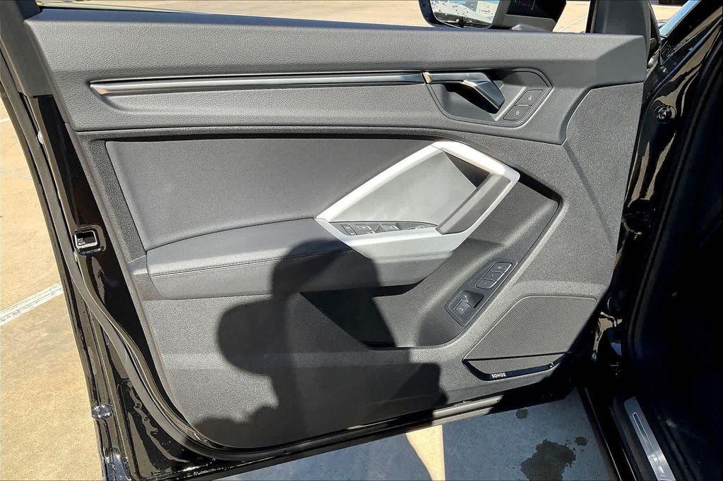 new 2025 Audi Q3 car, priced at $44,060