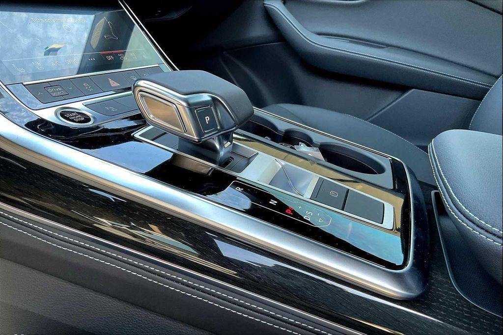 new 2026 Audi Q7 car, priced at $70,240