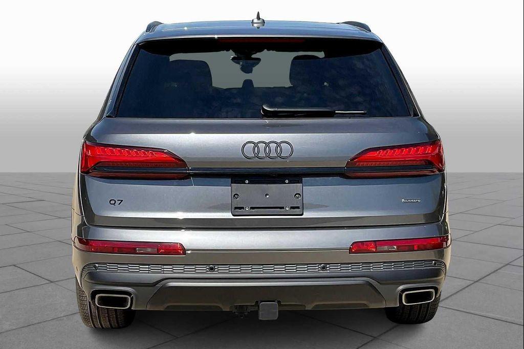 new 2026 Audi Q7 car, priced at $70,240