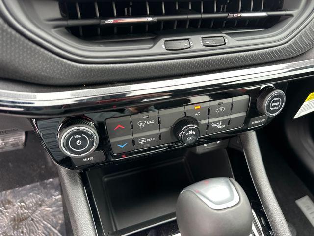 new 2026 Jeep Compass car, priced at $30,197