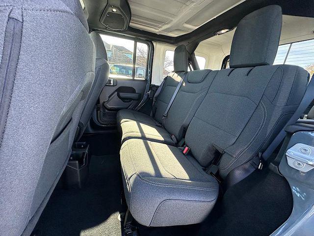 new 2025 Jeep Wrangler car, priced at $47,235