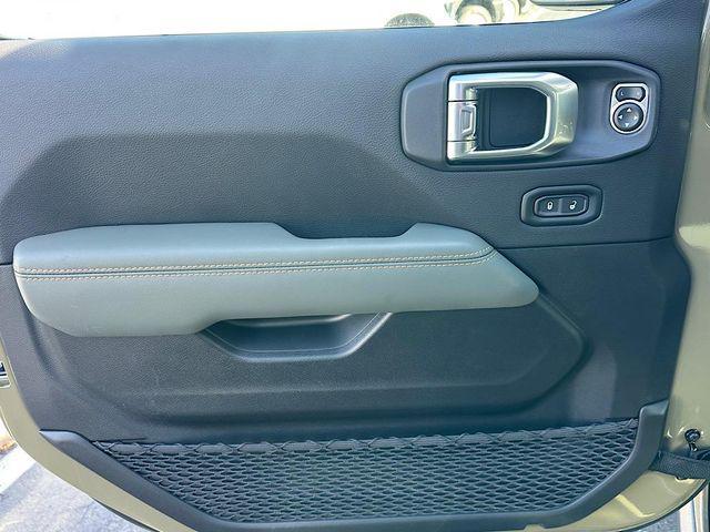 new 2026 Jeep Gladiator car, priced at $63,145