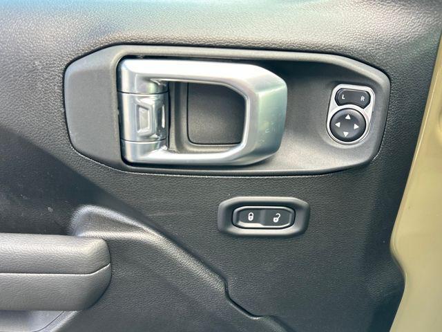 new 2026 Jeep Gladiator car, priced at $55,970