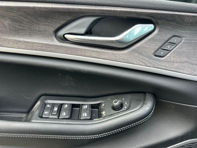 new 2026 Jeep Grand Cherokee car, priced at $50,580