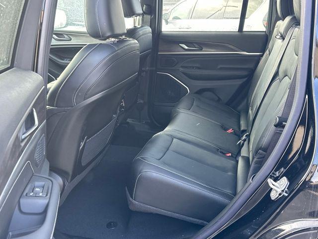 new 2026 Jeep Grand Cherokee car, priced at $52,580